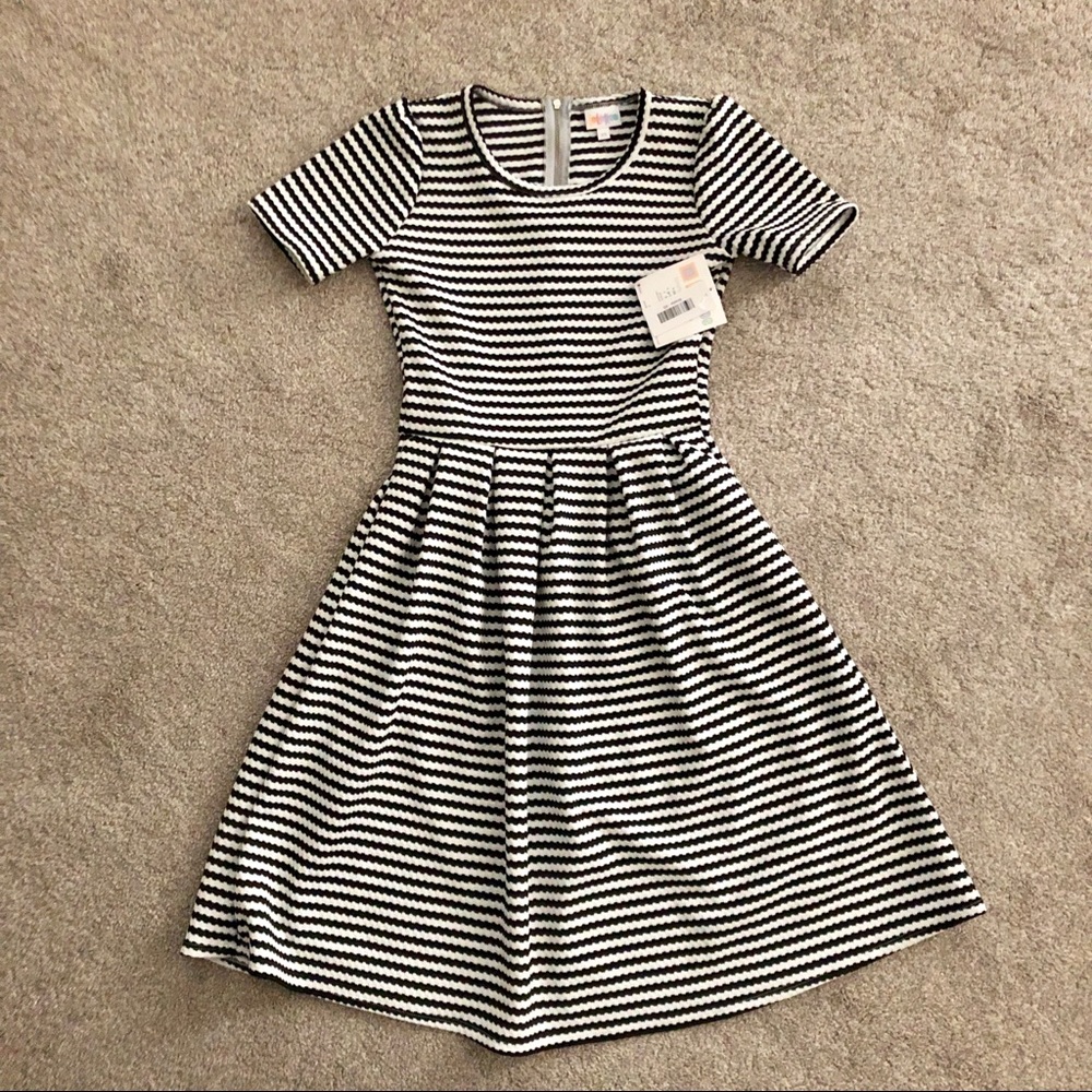 NWT Lularoe Amelia Dress Black and White Stripe XS